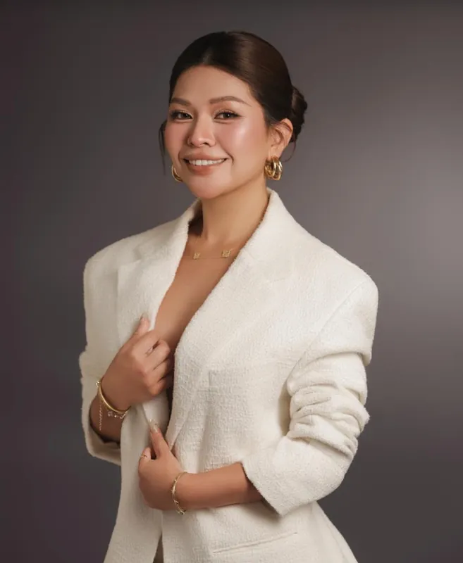 Portret van Anni Vu, oprichter van AnniLash Nail & Brow in Amsterdam