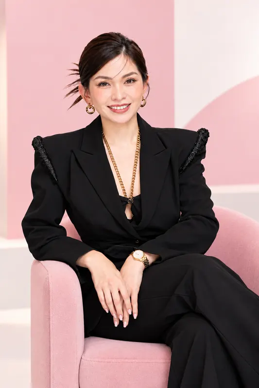 Anni Vu, oprichter van AnniLash Nail & Brow