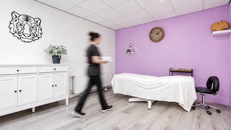Treatment room for lashes, brows and head spa